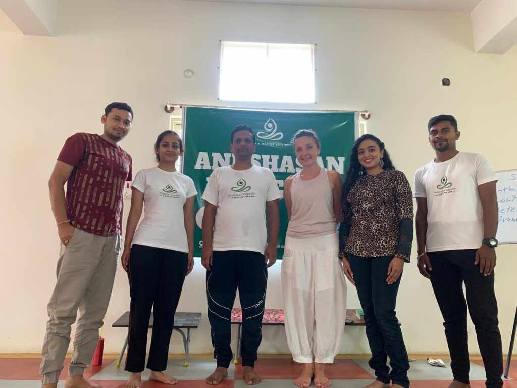 Discover the Best Yoga Classes Online in Bangalore with Anushasan Yogpeeth