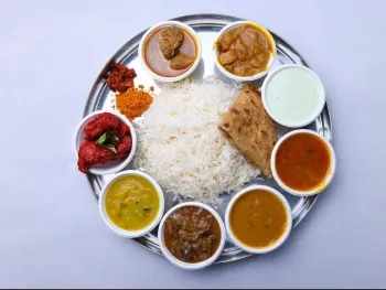 Fantastic Fusion: Investigating Indo-Chinese cuisine and Indian catering in Melbourne