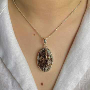 Personalized Astrophyllite Jewelry: An Elevated Touch to Your Look