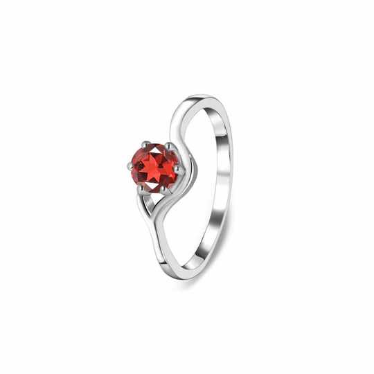How to Choose the Perfect Dainty Garnet Ring
