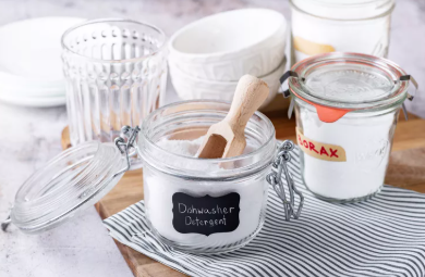 Green Your Cleaning Routine with These Natural Cleaning Products