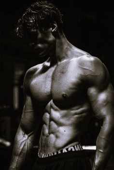 CHAPTER 2 : THE RUTHLESS KING👑🔥