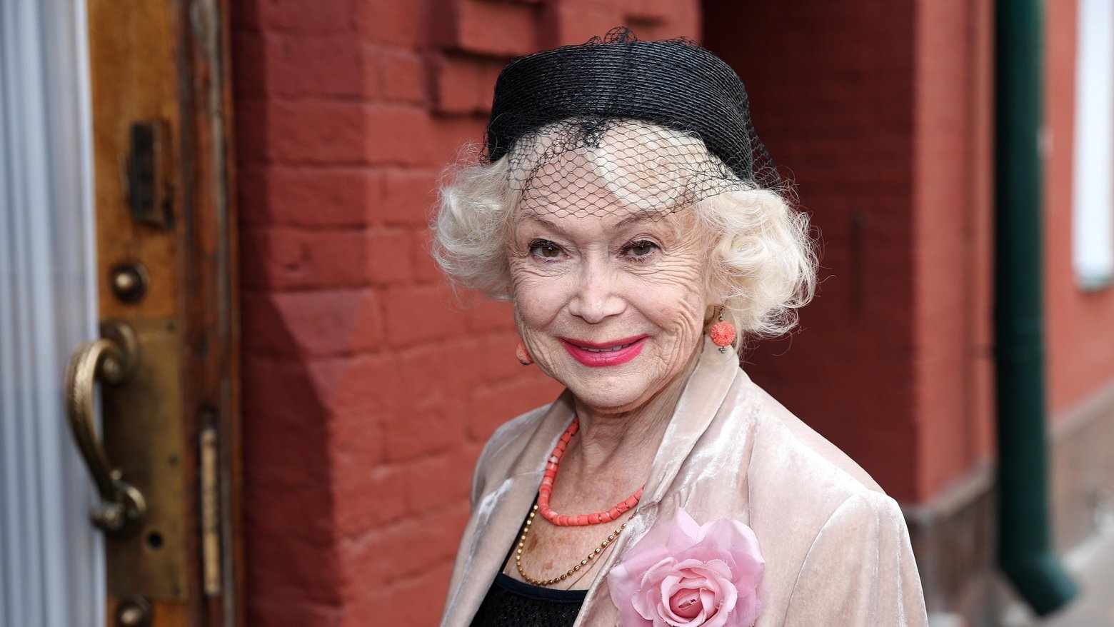 Monofilament Wigs and the Secret Behind Their Natural Look