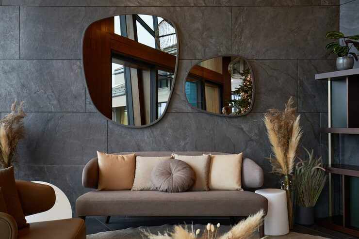 Why Decorative Wall Mirrors Are the Foundation of an Elegant Home