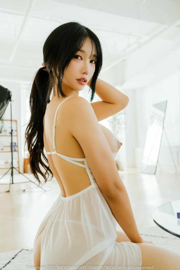 Maid👀21+