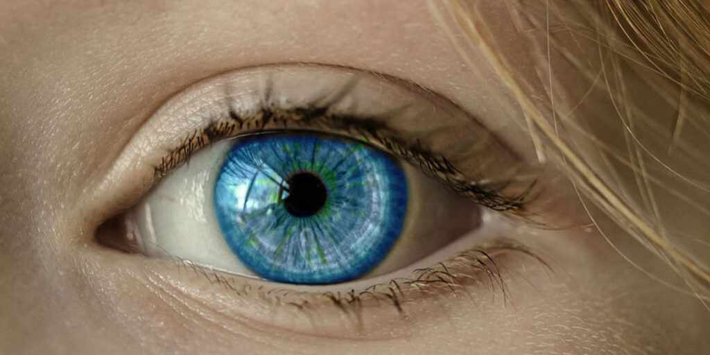 LASIK and Retina Health: Why Specialist Consultation Matters