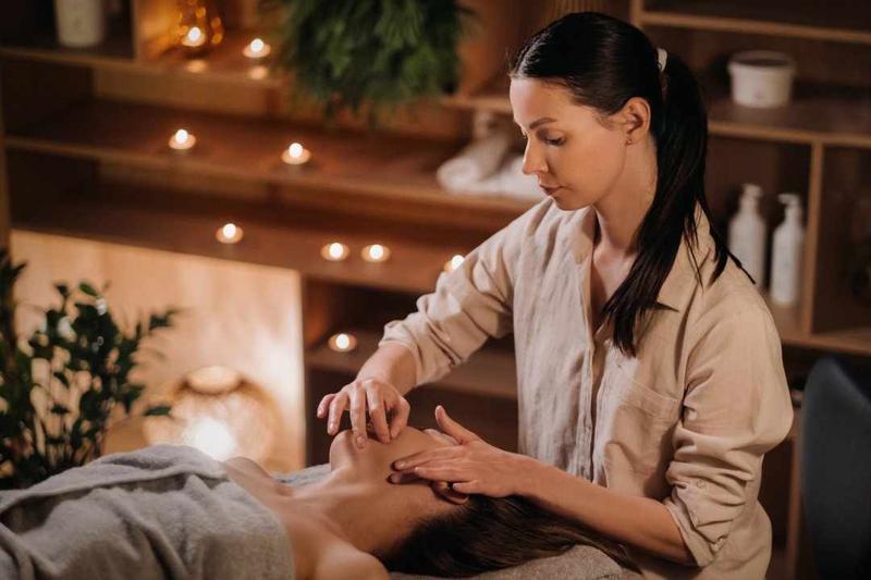 Spa Services In Connaught Place