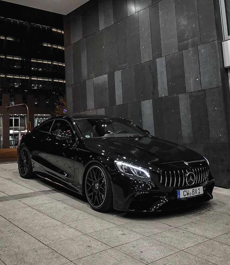 🫶🏻 '' His Look''(❁'◡'❁) 🖤