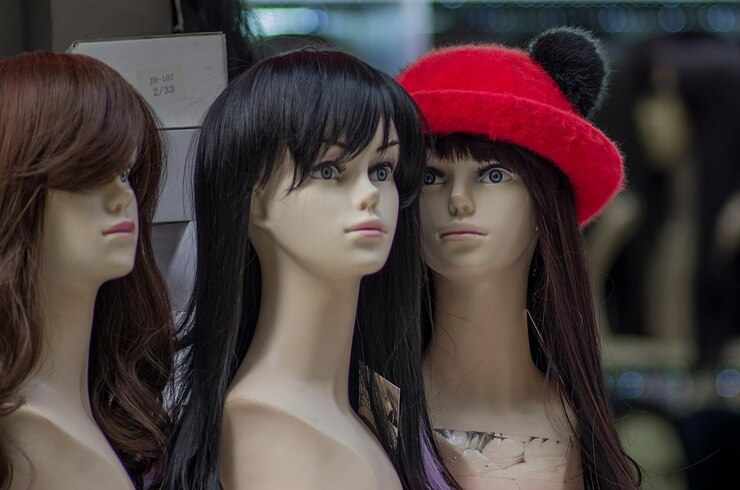 How to Select Stylish and Comfortable Ladies Wigs Human Hair