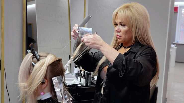 Ladies Human Hair Wigs: A Guide to Choosing the Perfect Ladies Hair Wig