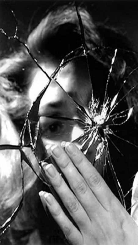 Embracing my broken pieces......