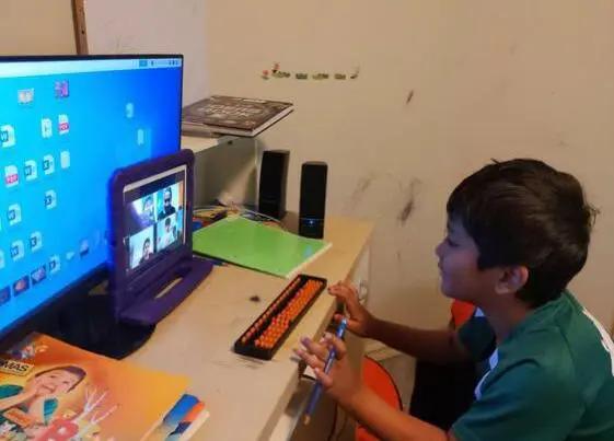 How Virtual Abacus Lessons Improve Kids' Math Skills