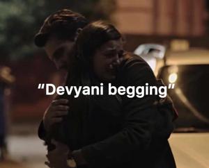 Devyaniās begging