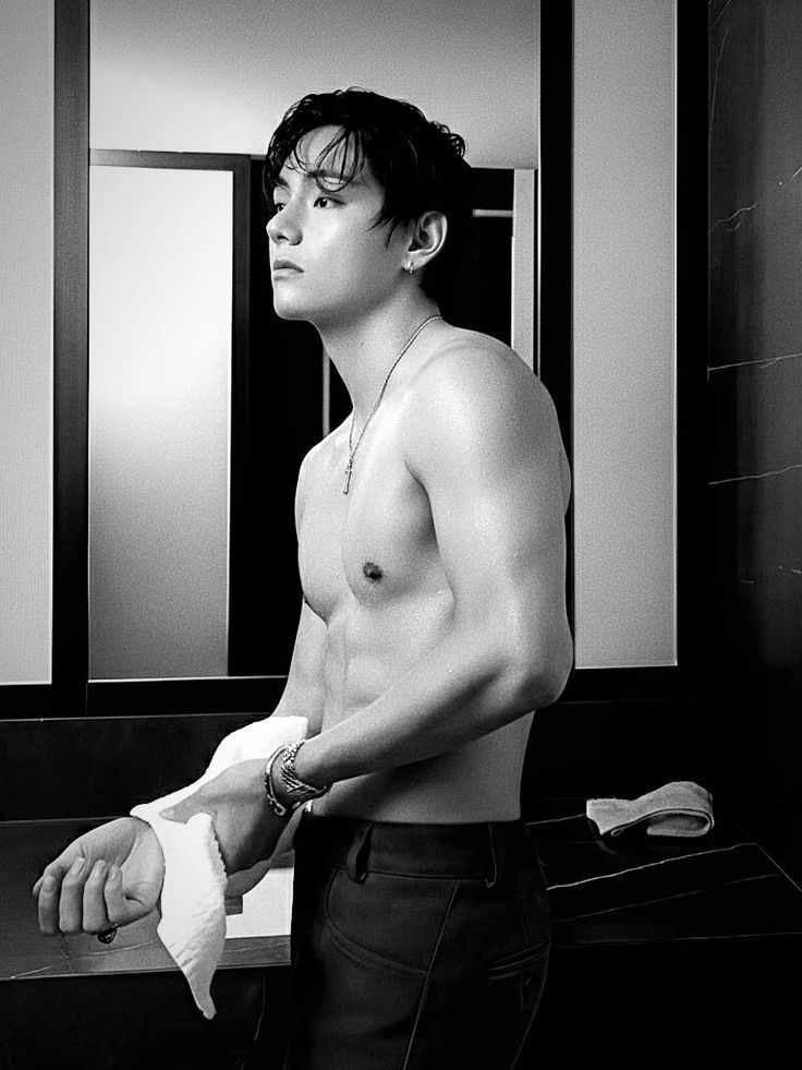 My stepsister just caught me moaning her name while I was fucking masturbating