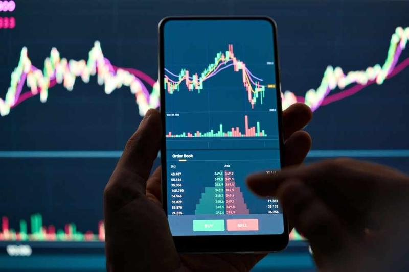 How to Hold Profitable Position for Long Time in Forex Trading?