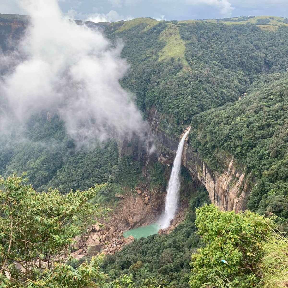 Places to Visit in Meghalaya: The Abode of Clouds