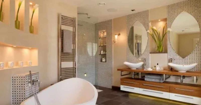 Perfecting Your Bathroom:  Interior Bathroom Items Set