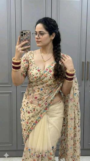 Story 64 : Threesom with Kirayedar 🔥