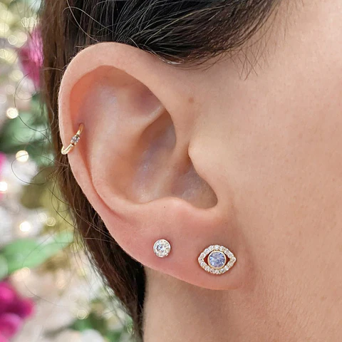 Elevate Your Ear Stack with Elegant Rook Jewelry in Gold – Only at FreshTrends