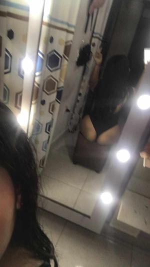 6. With things (F) (around 4k)