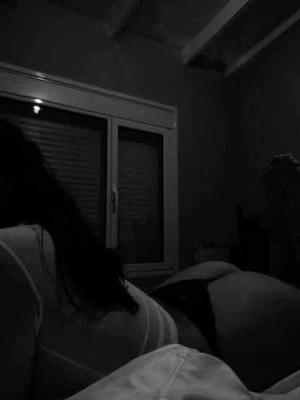 Masturbation with veg(2.5k words)