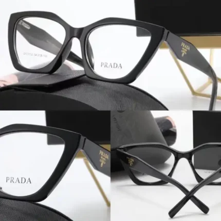 Elevate Your Eyewear Game with Stylish Eyeglasses from FirstCopy Fashion!