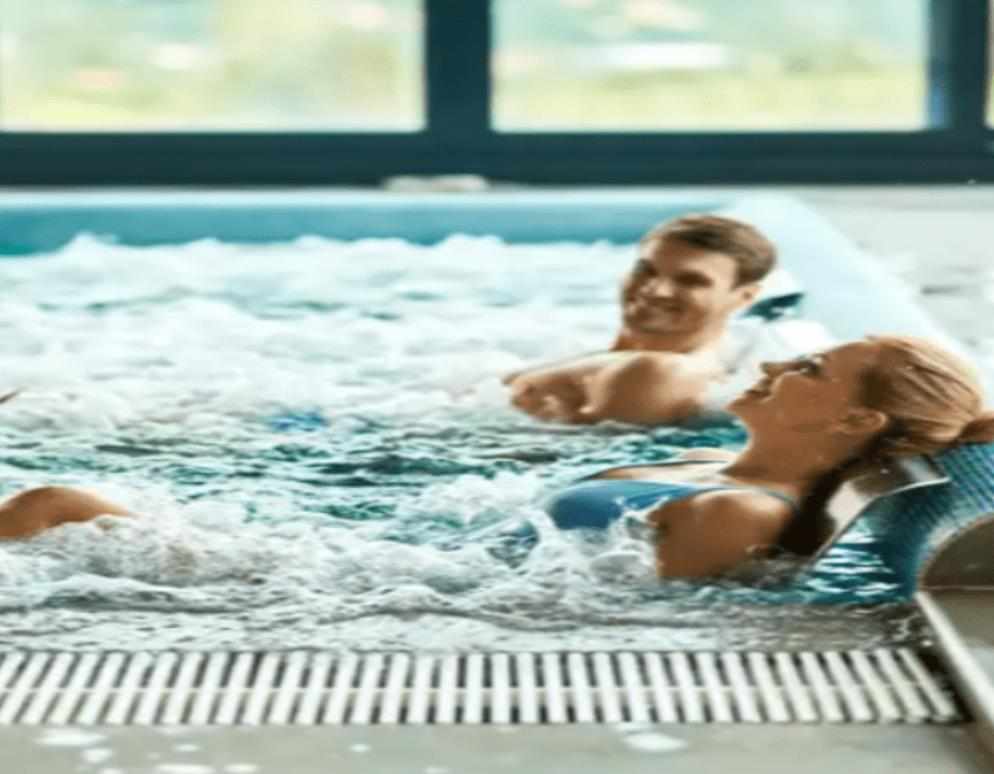 Hot tub plug and play