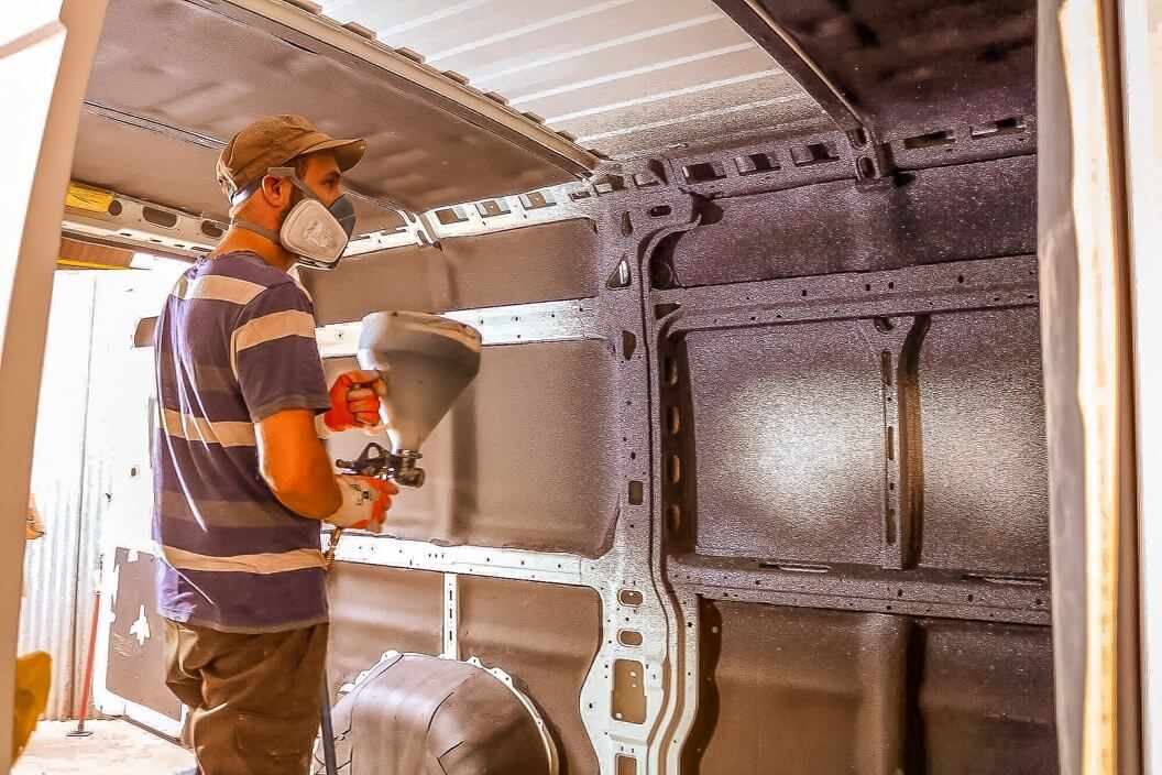 Camper Isolieren: Effektiver Schutz für Komfort zu jeder Jahreszeit