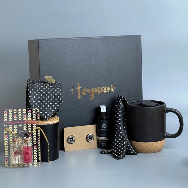 Celebrate Raksha Bandhan with Handpicked Gift Hampers Full of Love