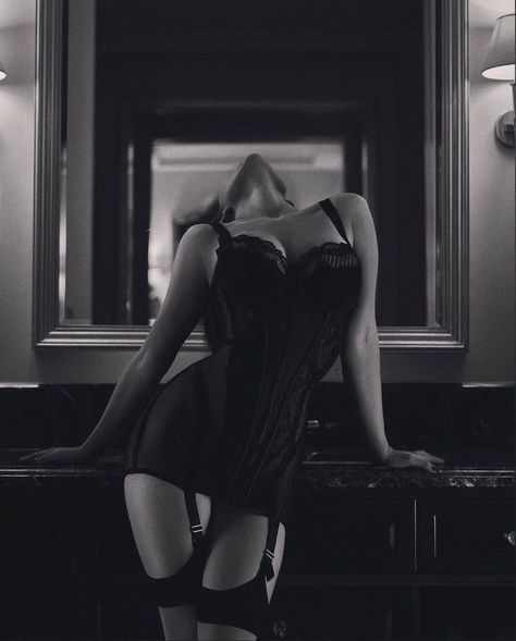 New wed wife mili gift me