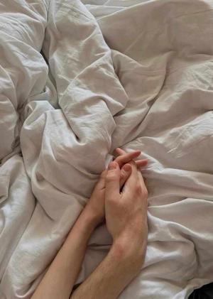Early mornings in bed