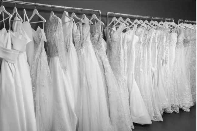 Which Wedding Dress Shops in Vegas Offer Custom Bridal Gowns?