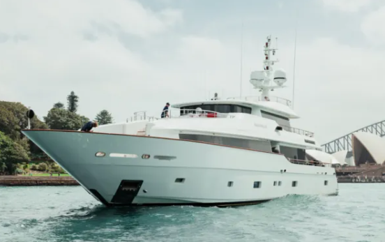 What Makes a Yacht Charter Feel Private, Personal, and Perfect
