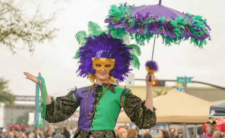 A Tale of Two Celebrations: Mardi Gras & Easter in New Orleans 🎭🎉🐣