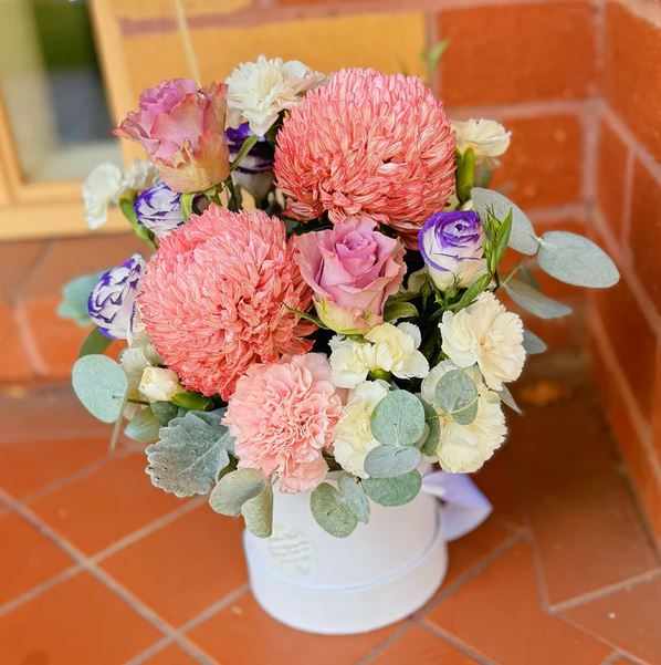 Popular Floral Color Schemes and How to Choose the Right Palette