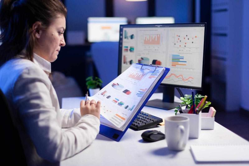 Can Real Time Insights from Embedded Analytics Transform How Businesses Approach Problem Solving?