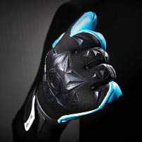 Goalie Gloves: The Unsung Heroes of Every Game