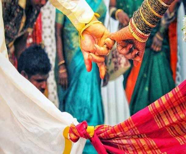 Illatha ooril illatha peril nam kadhal vaazhuma