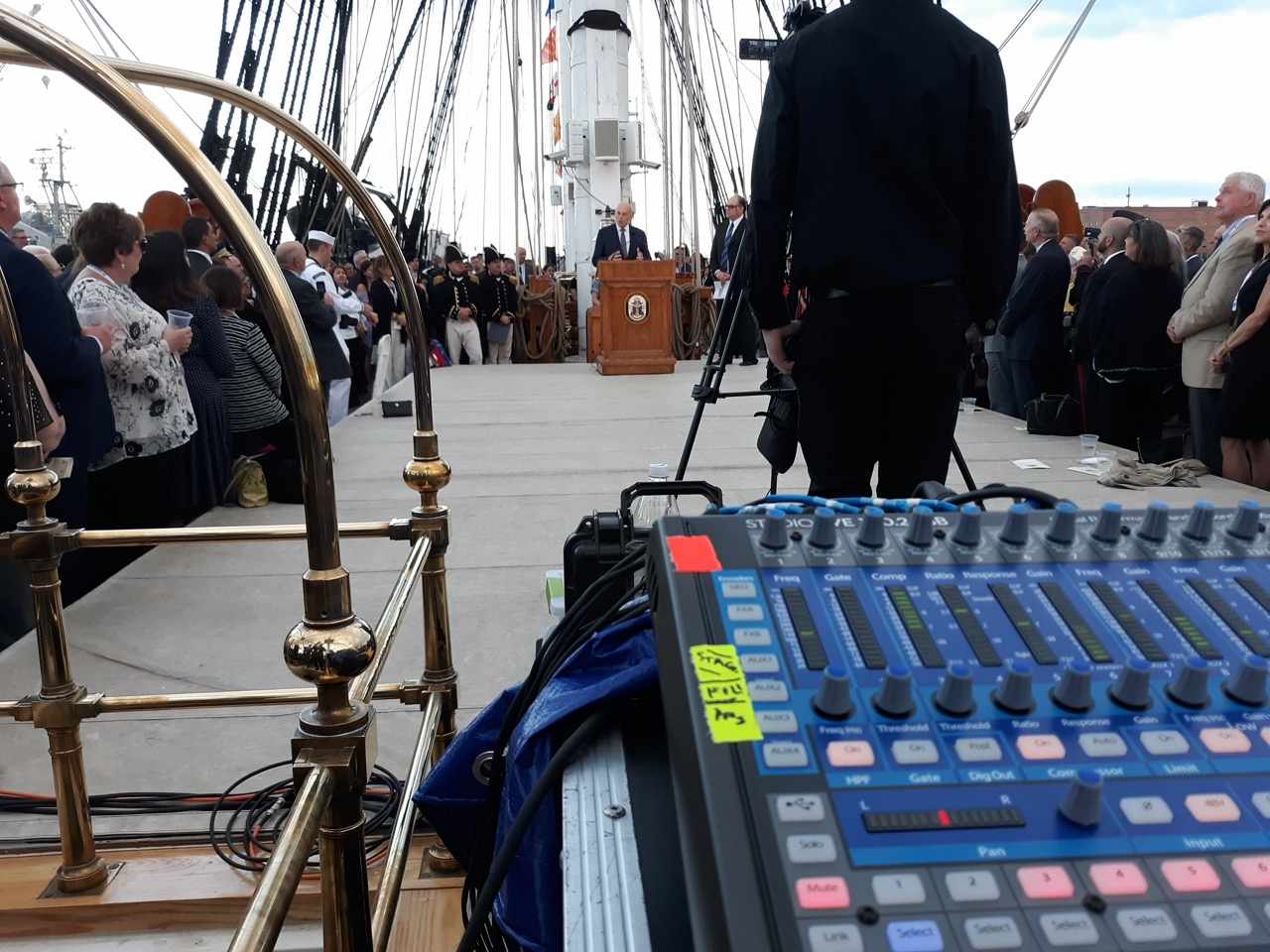 Get the Best Audio Equipment Rental for Conferences & Seminars