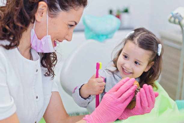 Children’s Dentist – The Famous Dental Services For the Children To Bring The Old Smile
