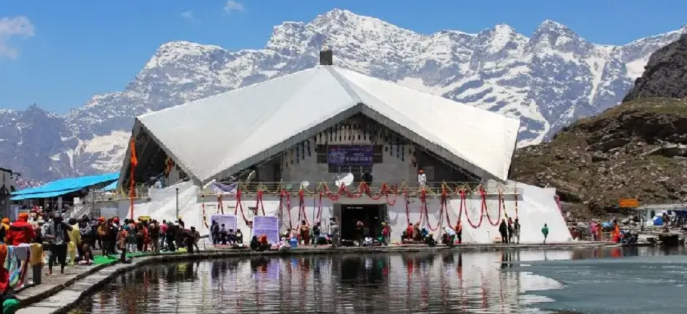 How to Avoid Road Delays on the Way to Hemkunt Sahib