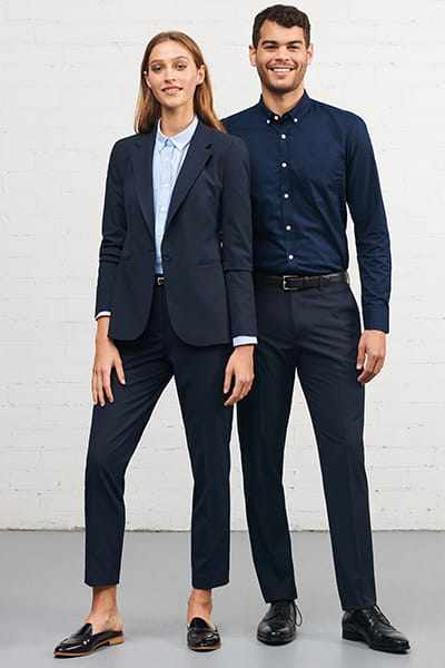 Top Office Uniform Suppliers in UAE for Corporate & Staff Wear