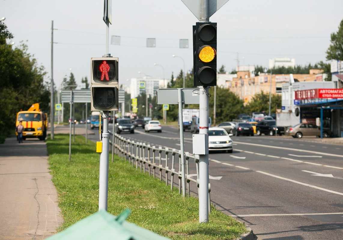 Why Smart Traffic Lights Are Key To Reducing Traffic Jams?