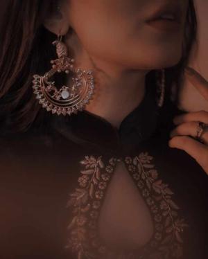 Author Puya....🖤🥀 logo
