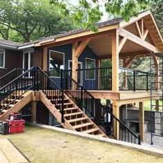 Custom Decks South Lyon
