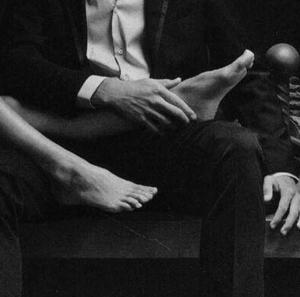 मुझे दूर जाना है