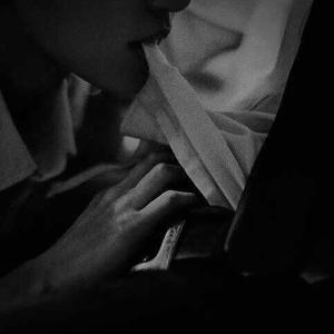 गर्म सांसे