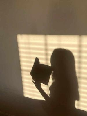 𝓜𝓪𝓷𝓿𝓲 <3 logo