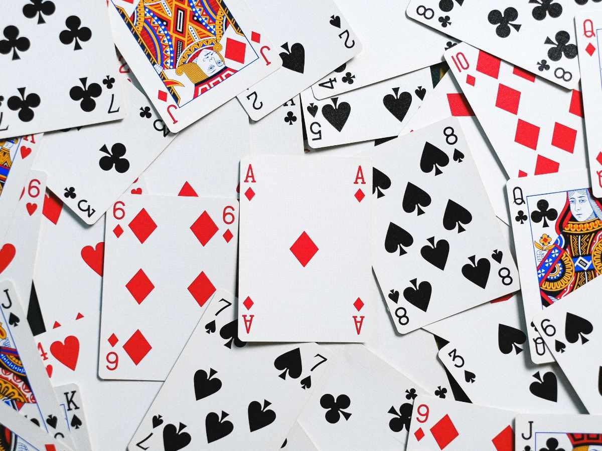 How to Increase Your Chances When You Play Poker Games and Win Real Money