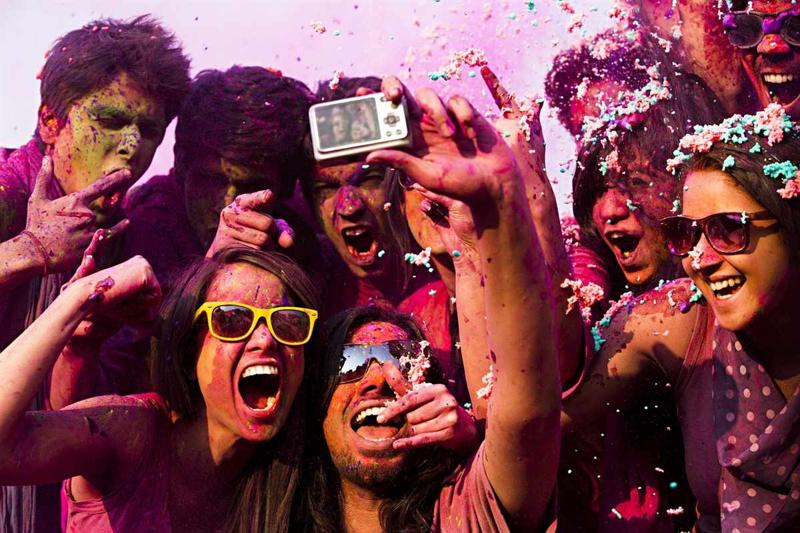 Holi Team Building Games For Corporate